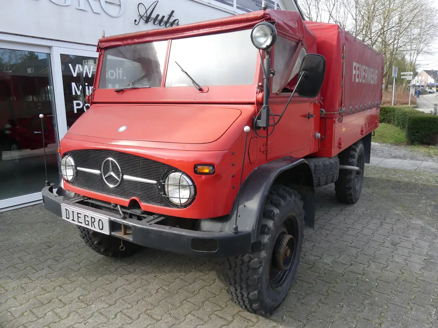 Mercedes-Benz Unimog S 404.1 * Feuerwehr Löschfahrzeug kpl. Rot - 1