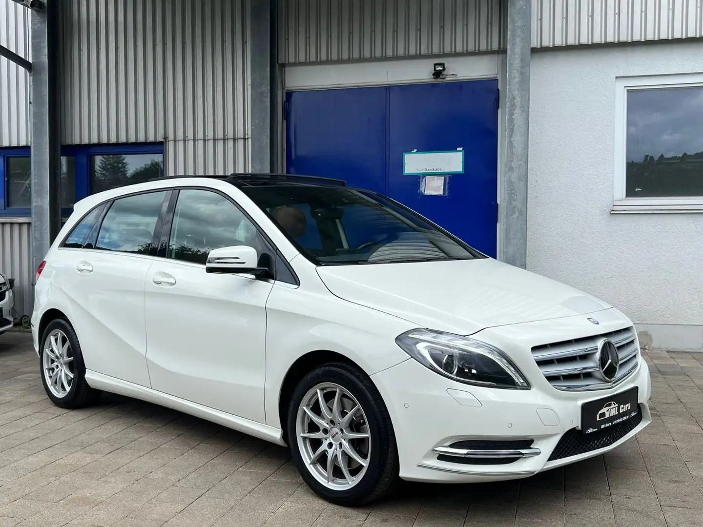 Mercedes-Benz B 250 B -Klasse *Pano*Tüv Neu Wit - 1