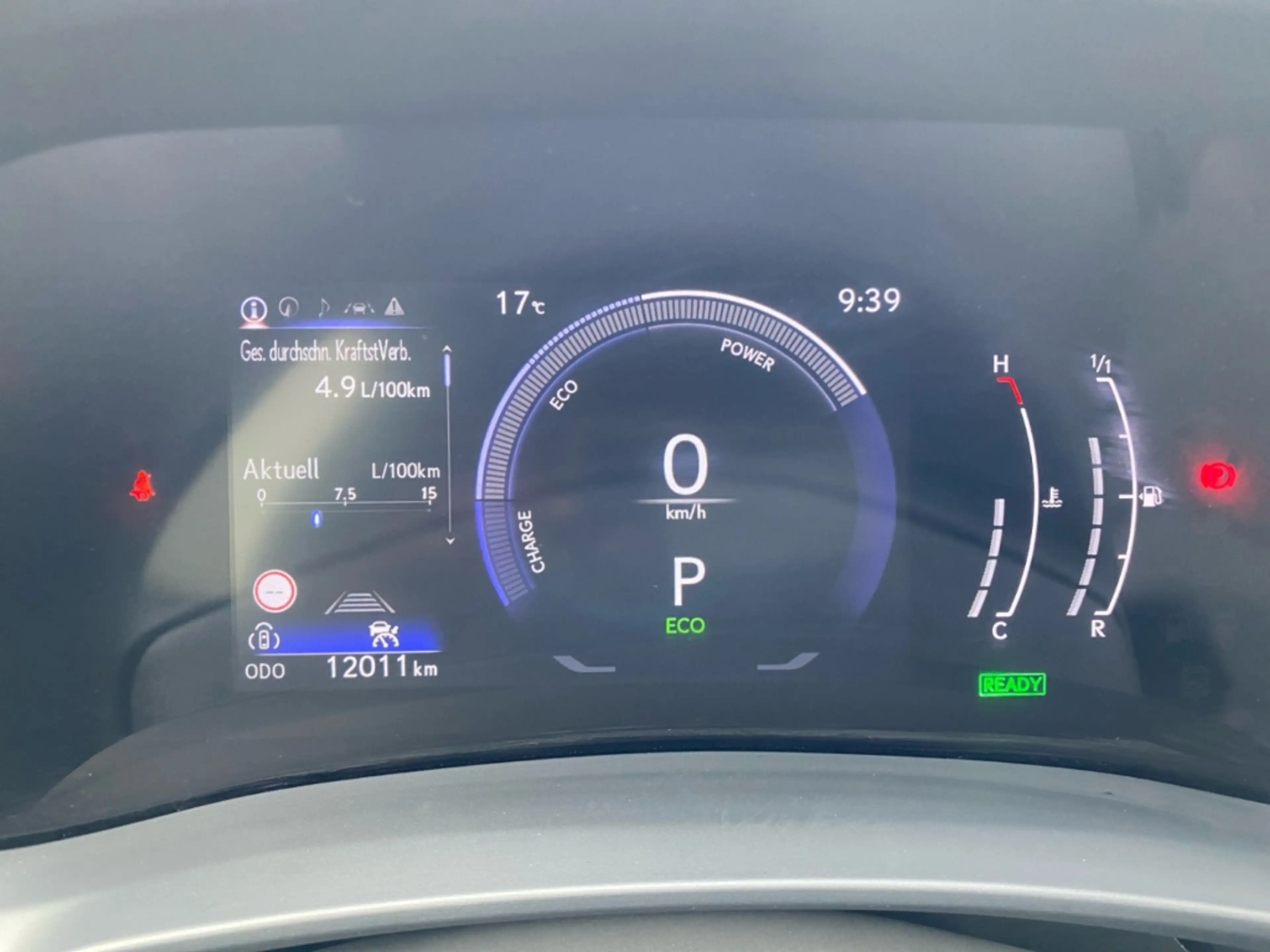 Lexus LBX FWD *LED*SHZ*CarPlay*Kamera*SmartKey*ACC*PDC* — photo 14