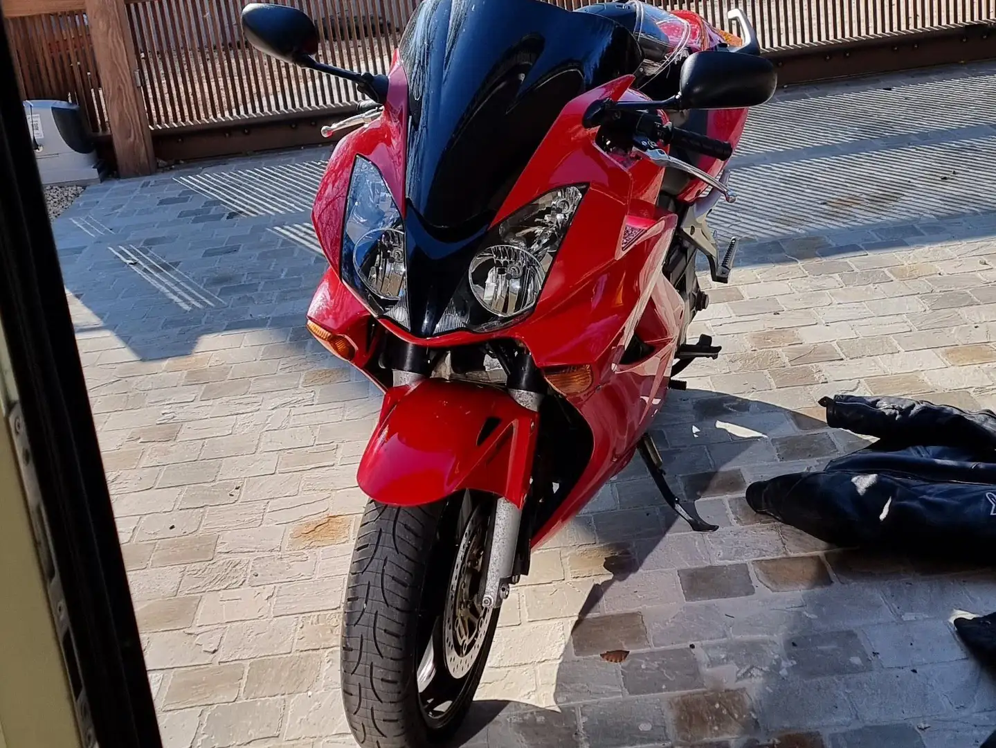 Honda VFR 800 V-tec 2003 Piros - 1