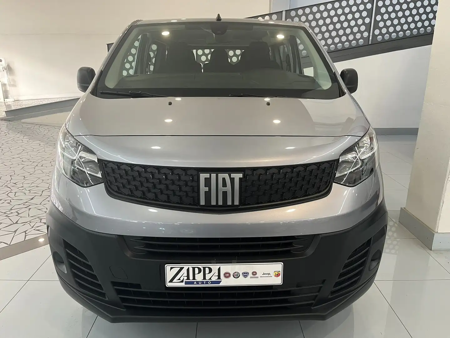 Fiat Scudo 1.5 BlueHDi 120 CV S&S 8 Posti L2H1 Argento - 2