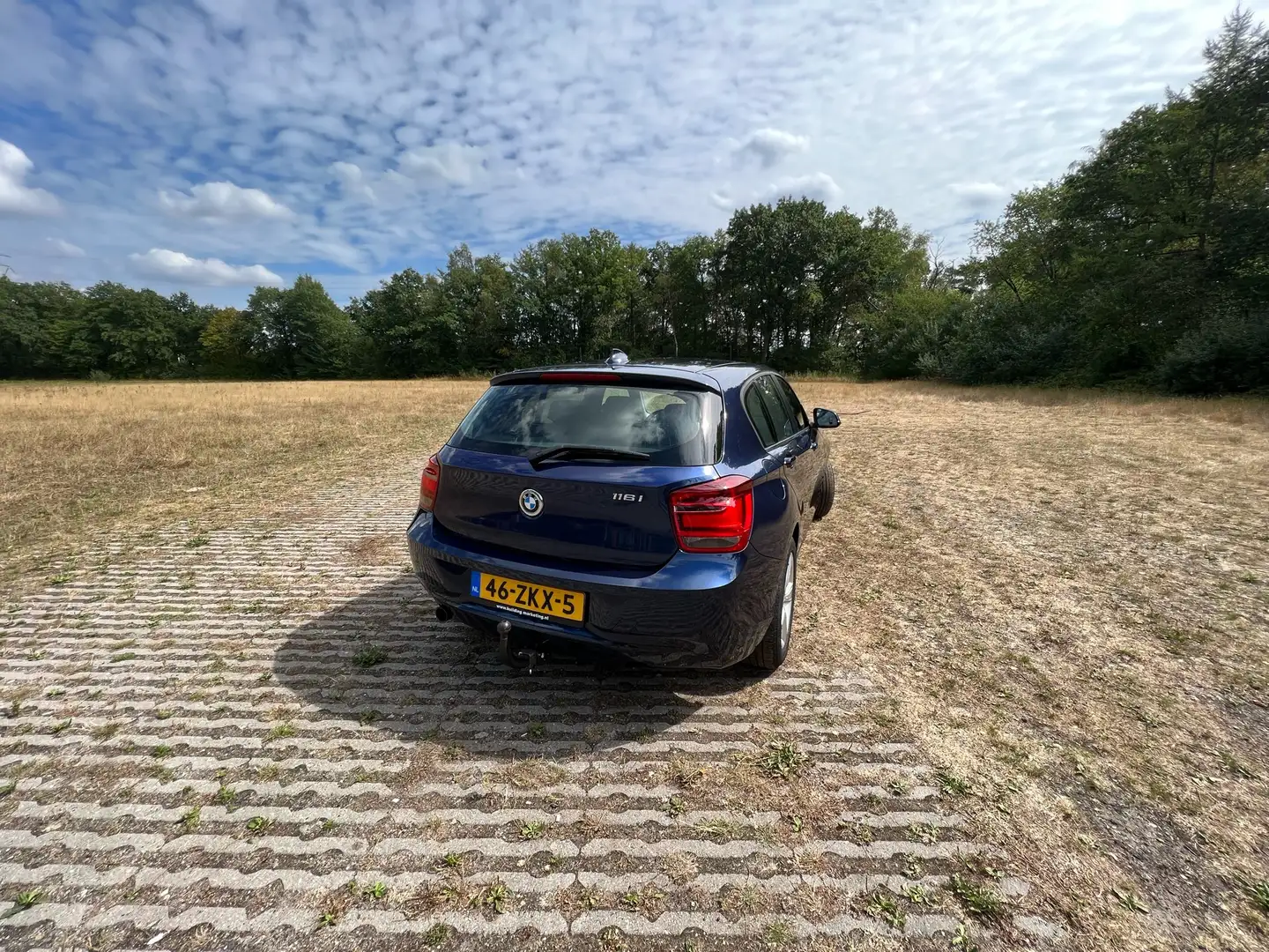 BMW 116 i Upgrade Edition Blauw - 2