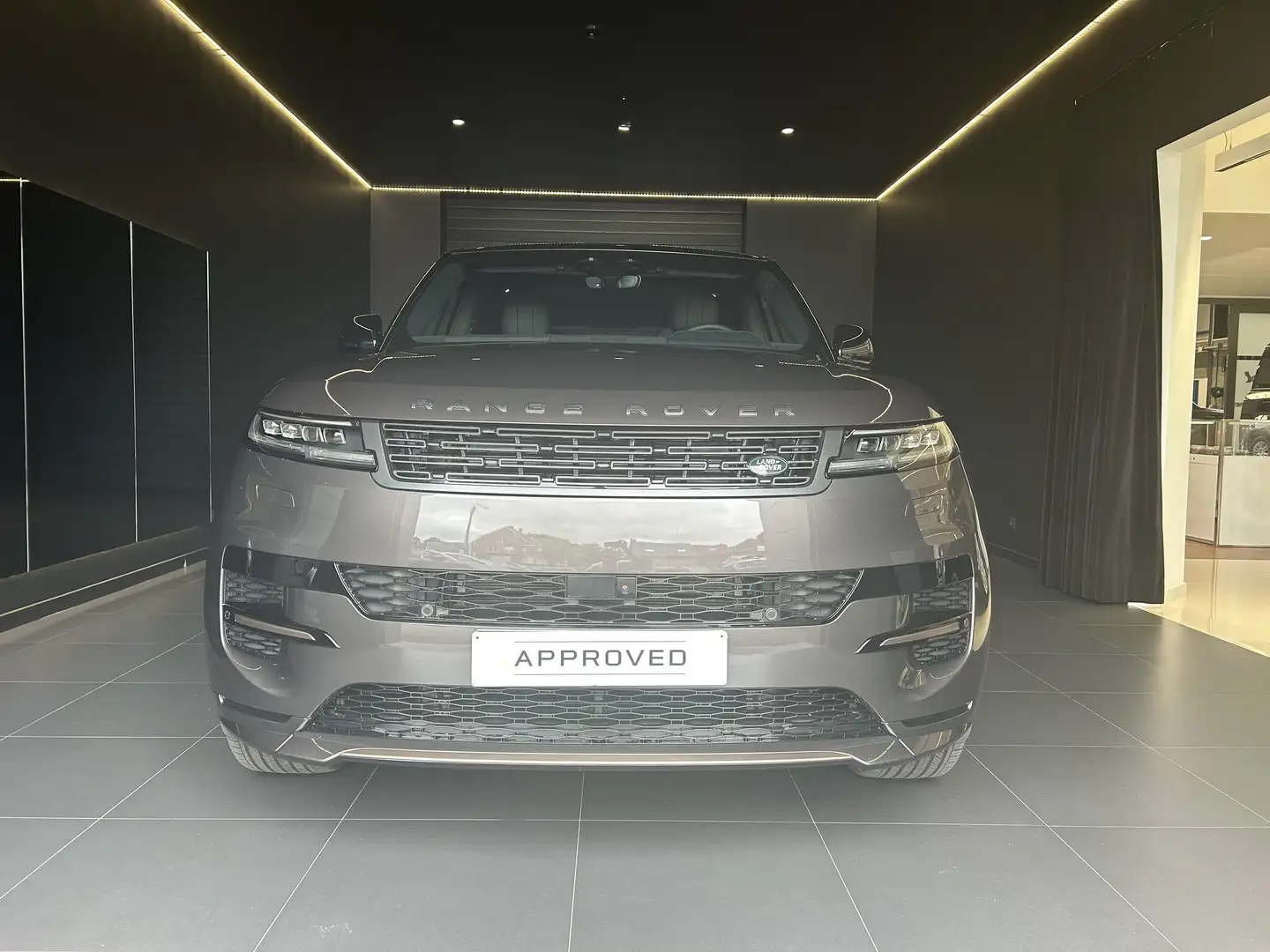 Land Rover Range Rover Sport P460e Dynamic SE Gris - 2