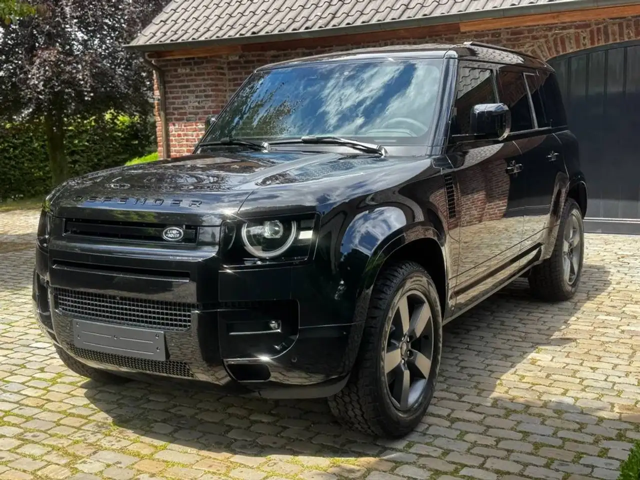 Land Rover Defender Defender 110 3.0 D X-Dynamic SE LICHTE VRACHT 3 zitplaatsen € 72.000+BTW MY 2026 — foto 2