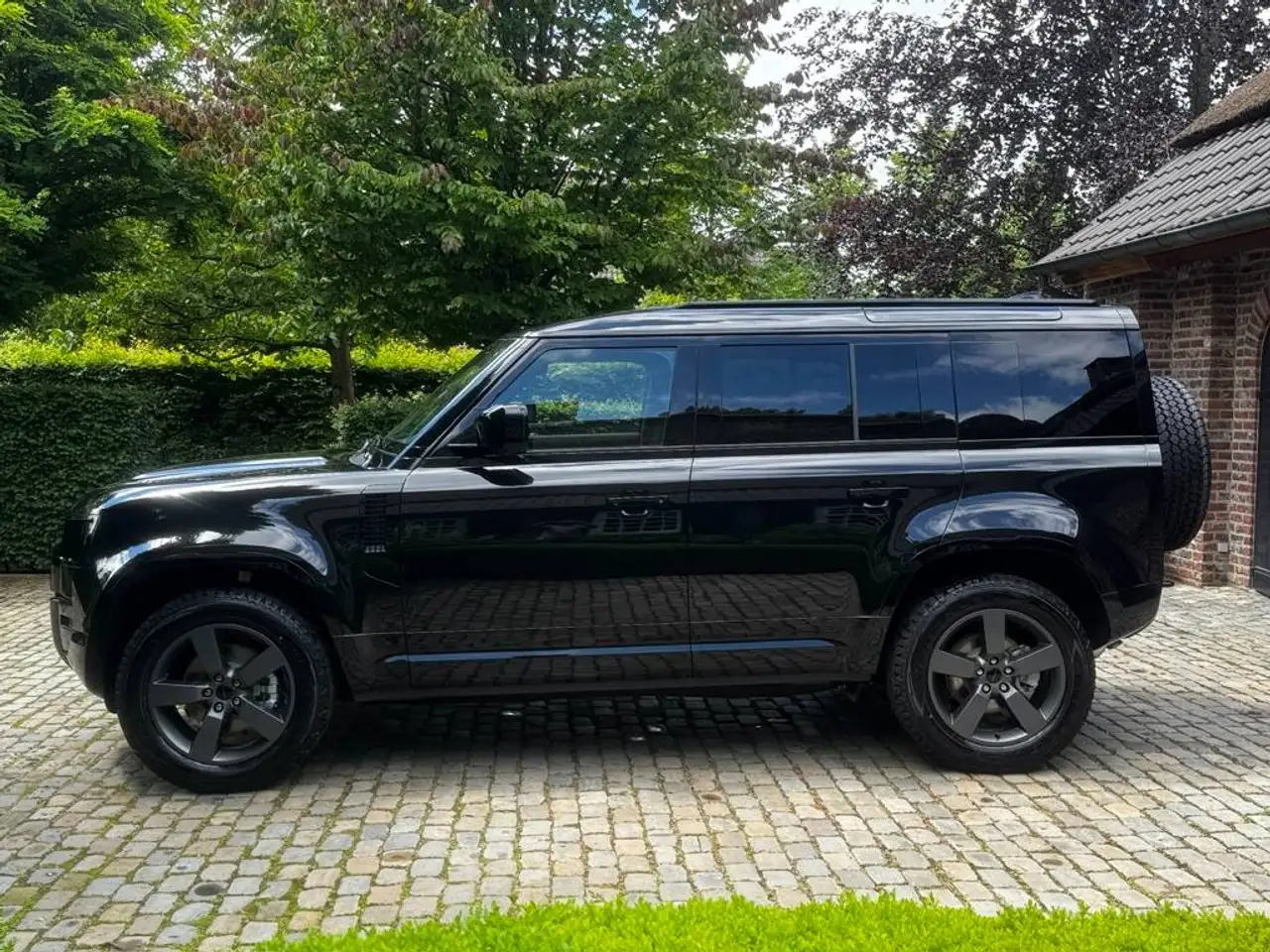 Land Rover Defender Defender 110 3.0 D X-Dynamic SE LICHTE VRACHT 3 zitplaatsen € 72.000+BTW MY 2026 — foto 3