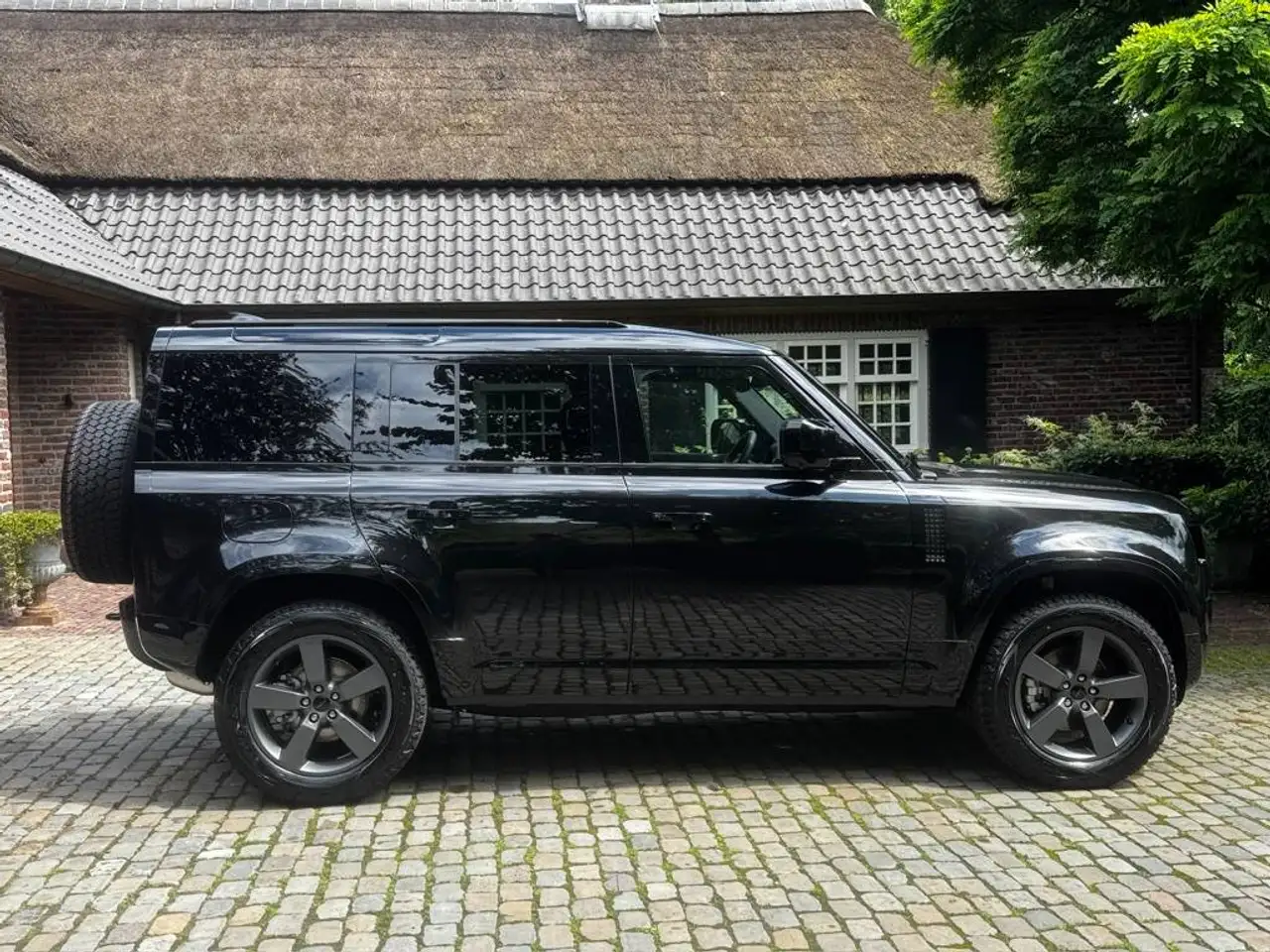 Land Rover Defender Defender 110 3.0 D X-Dynamic SE LICHTE VRACHT 3 zitplaatsen € 72.000+BTW MY 2026 — foto 8
