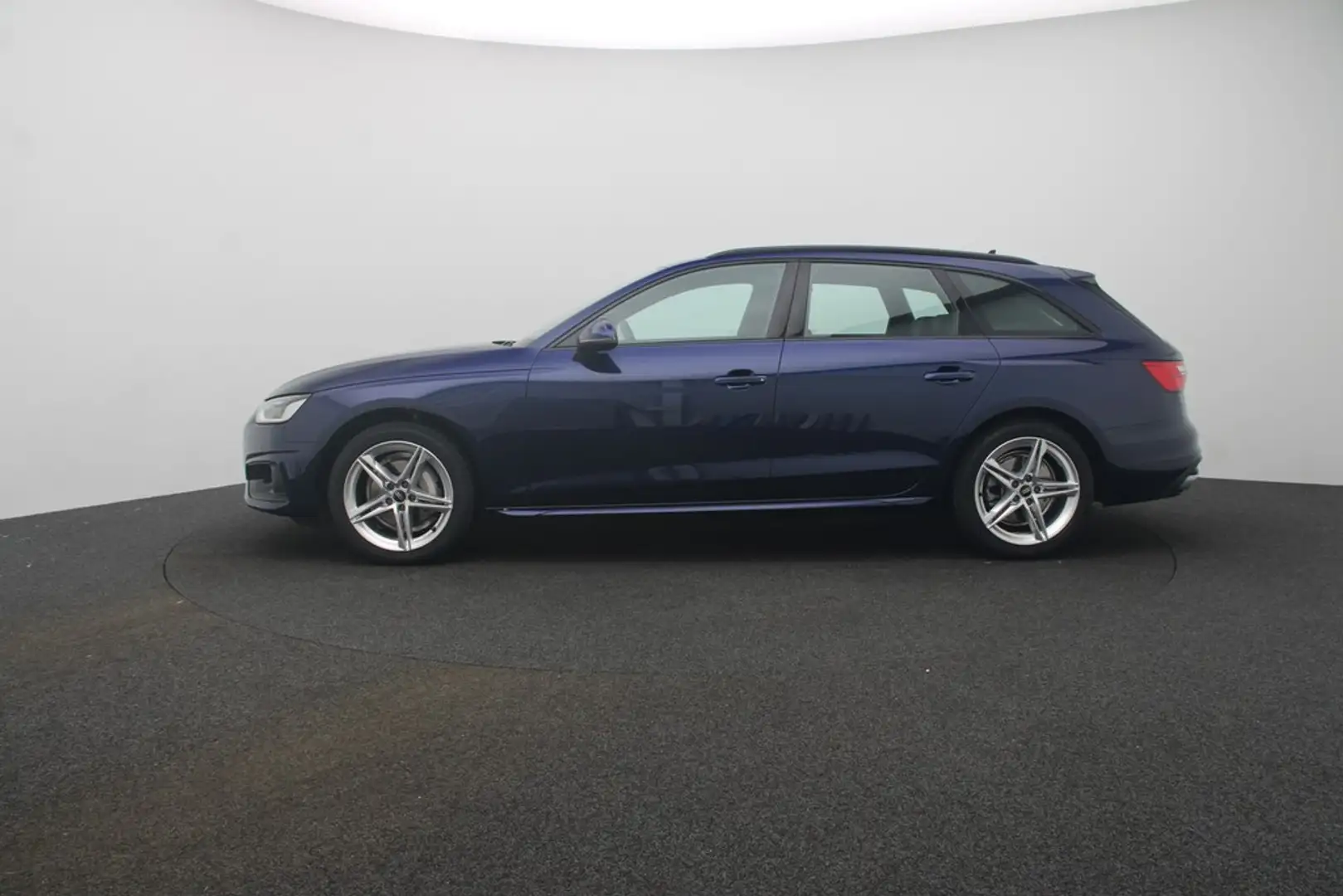 Audi A4 Avant 40 TDI quattro Virt.Cockpit Navi ACC Bleu - 2