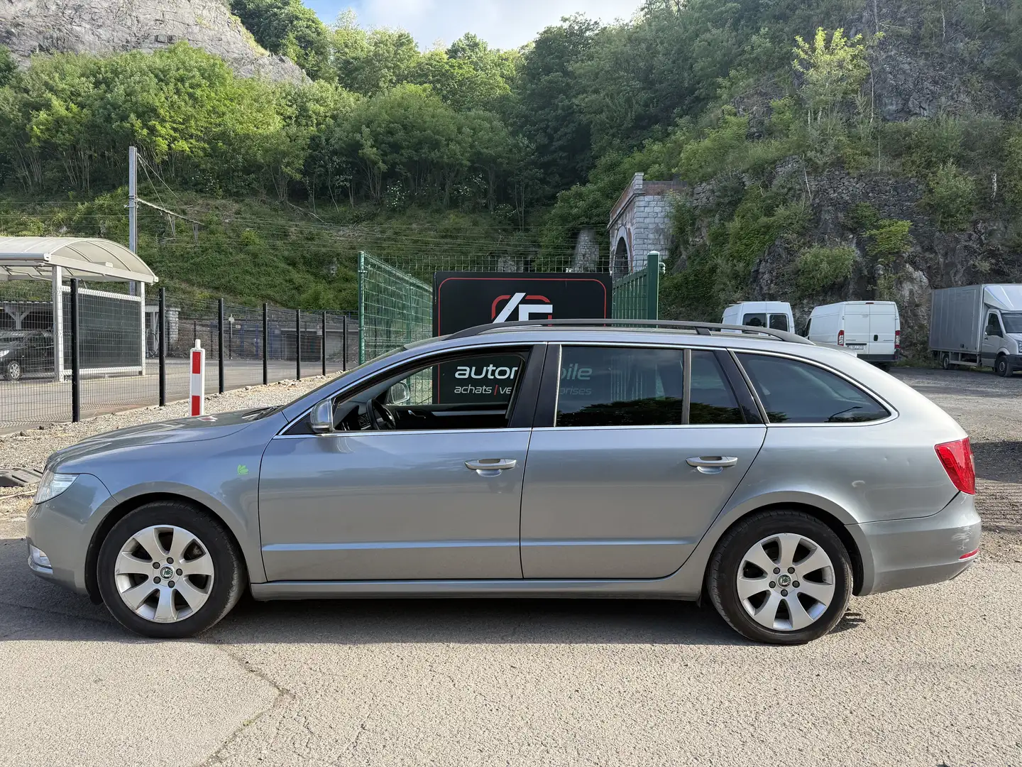 Skoda Superb SW 1.6 CR TDi  - carnet complet - 2