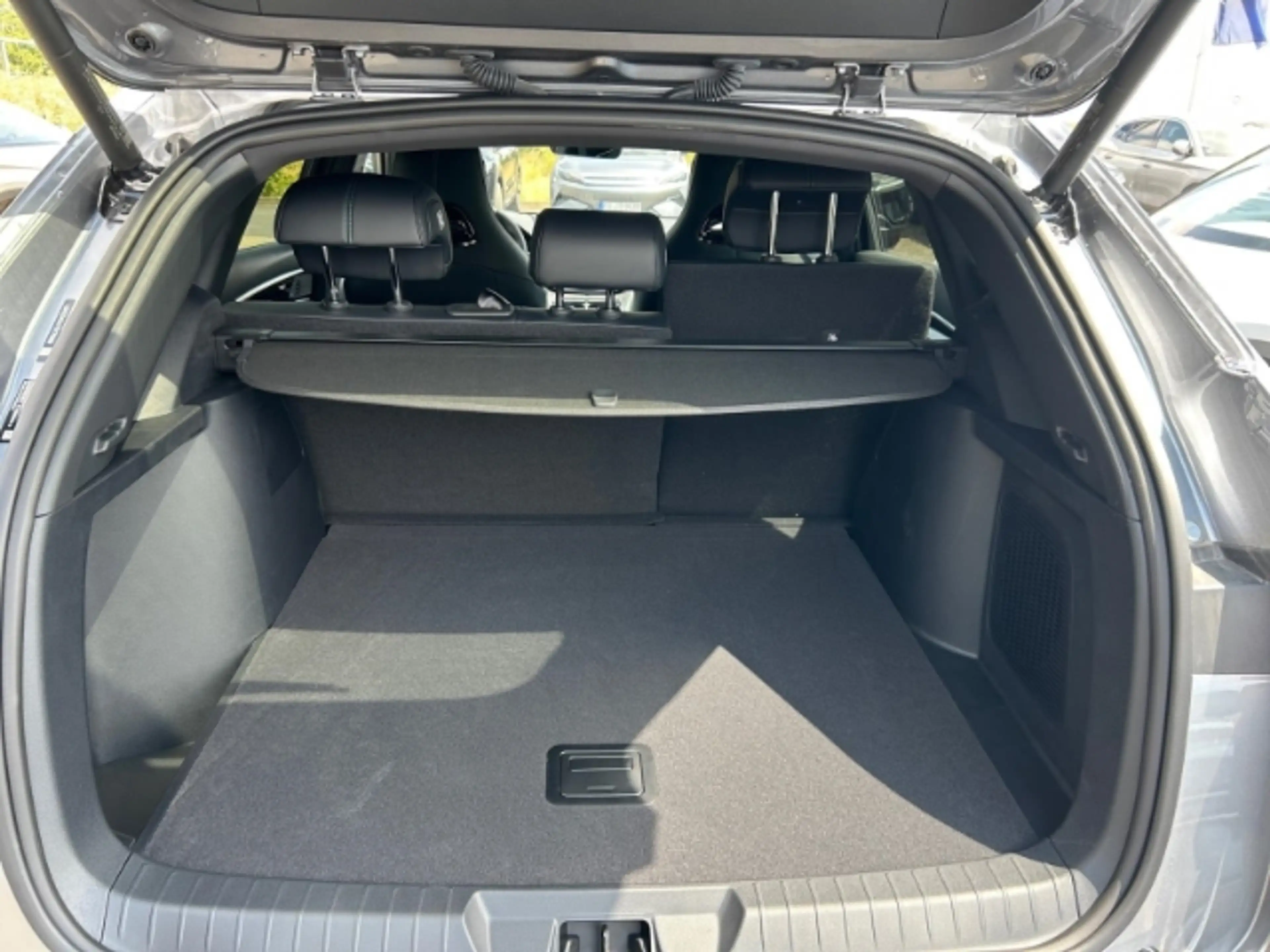 BYD Seal U 1.5 Design AWD (238 kW 324 PS) — photo 14