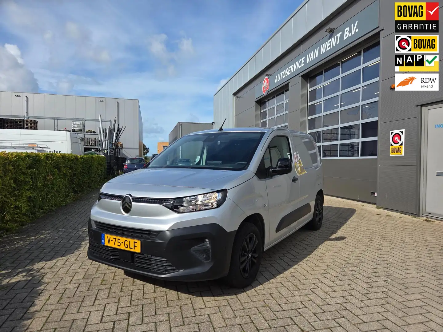 Citroen Berlingo 1.5 BlueHDi 130 S&S L1 BPM vrij! Grijs - 1