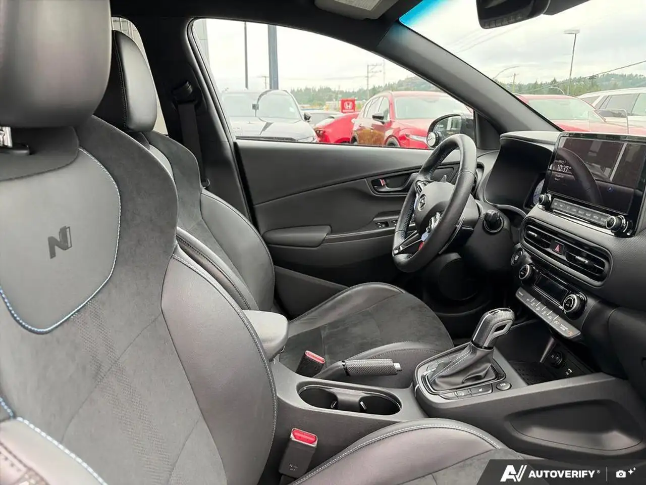 Hyundai KONA снимка Hyundai KONA