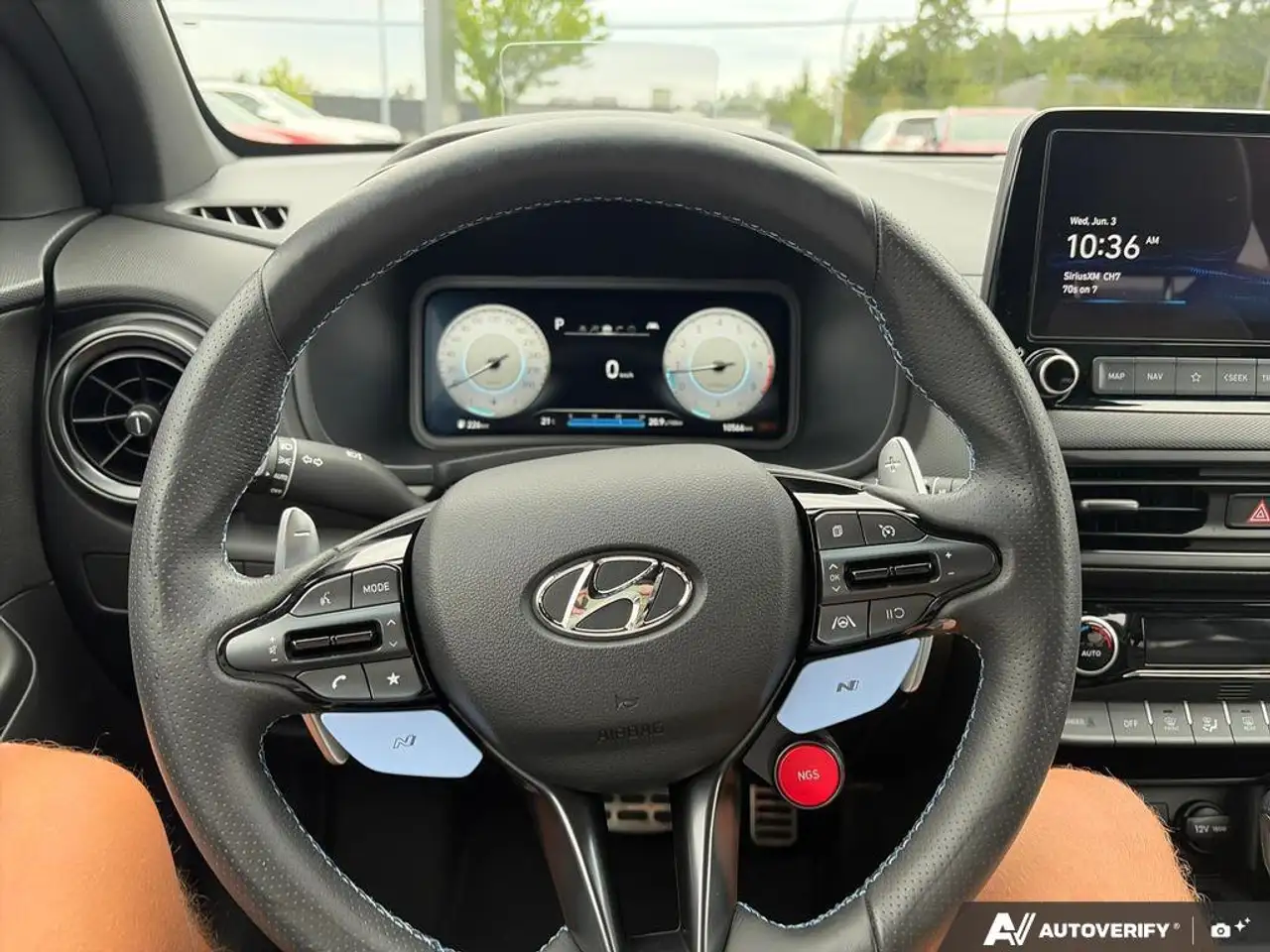 Hyundai KONA снимка Hyundai KONA