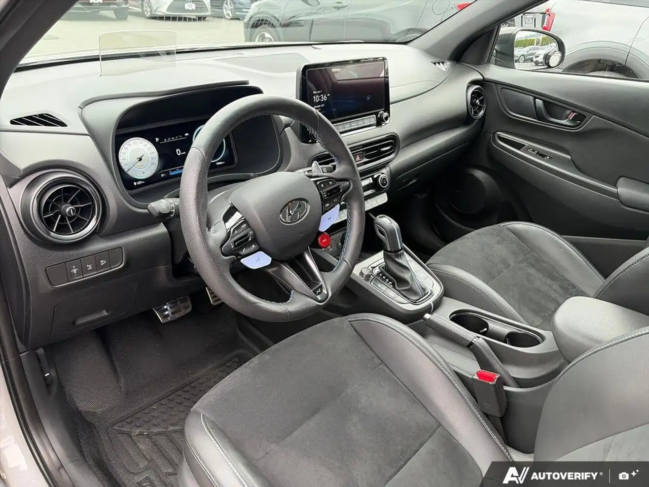 Hyundai KONA снимка Hyundai KONA