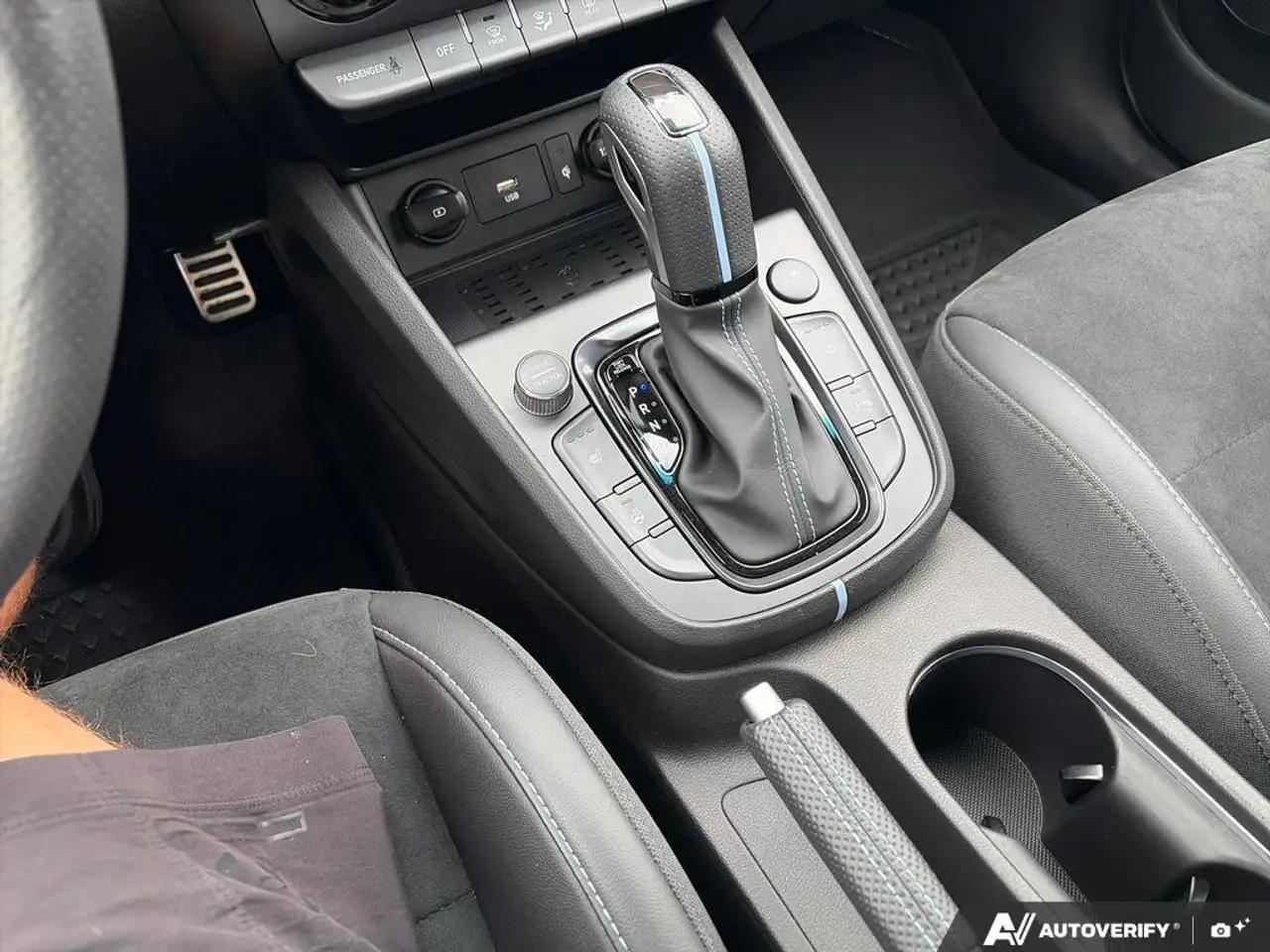 Hyundai KONA снимка Hyundai KONA