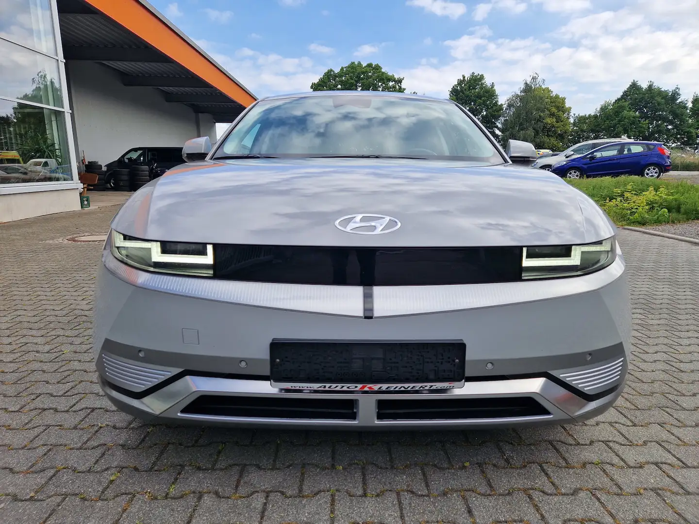 Hyundai IONIQ 5 Techniq Elektro 4WD Срібний - 2