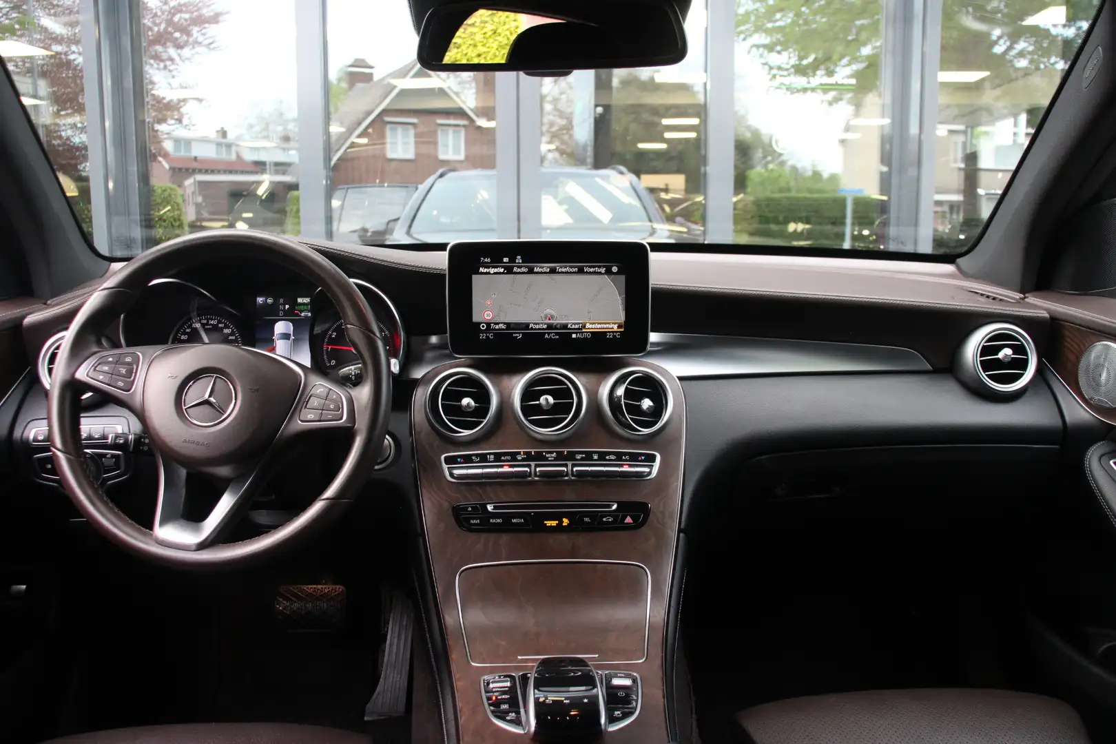 Mercedes-Benz GLC 350 350e 4MATIC AMG-Pakket NightPakket/Burmester/Headu Schwarz - 2