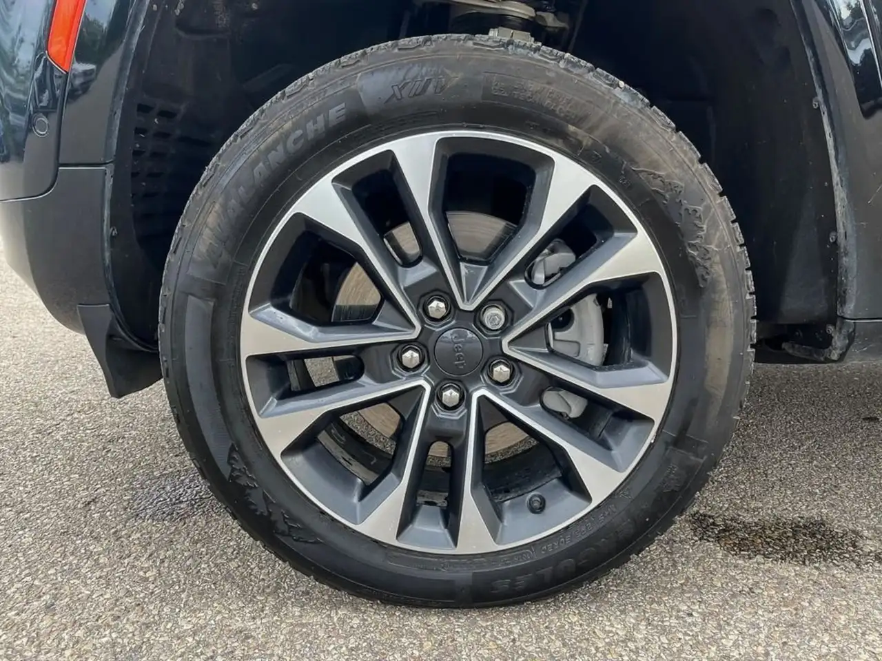 Jeep Grand Cherokee снимка Jeep Grand Cherokee