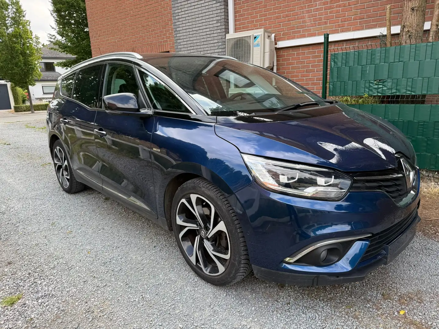 Renault Grand Scenic Grand Scénic 1.6 dCi Energy Bose Edition Bleu - 2