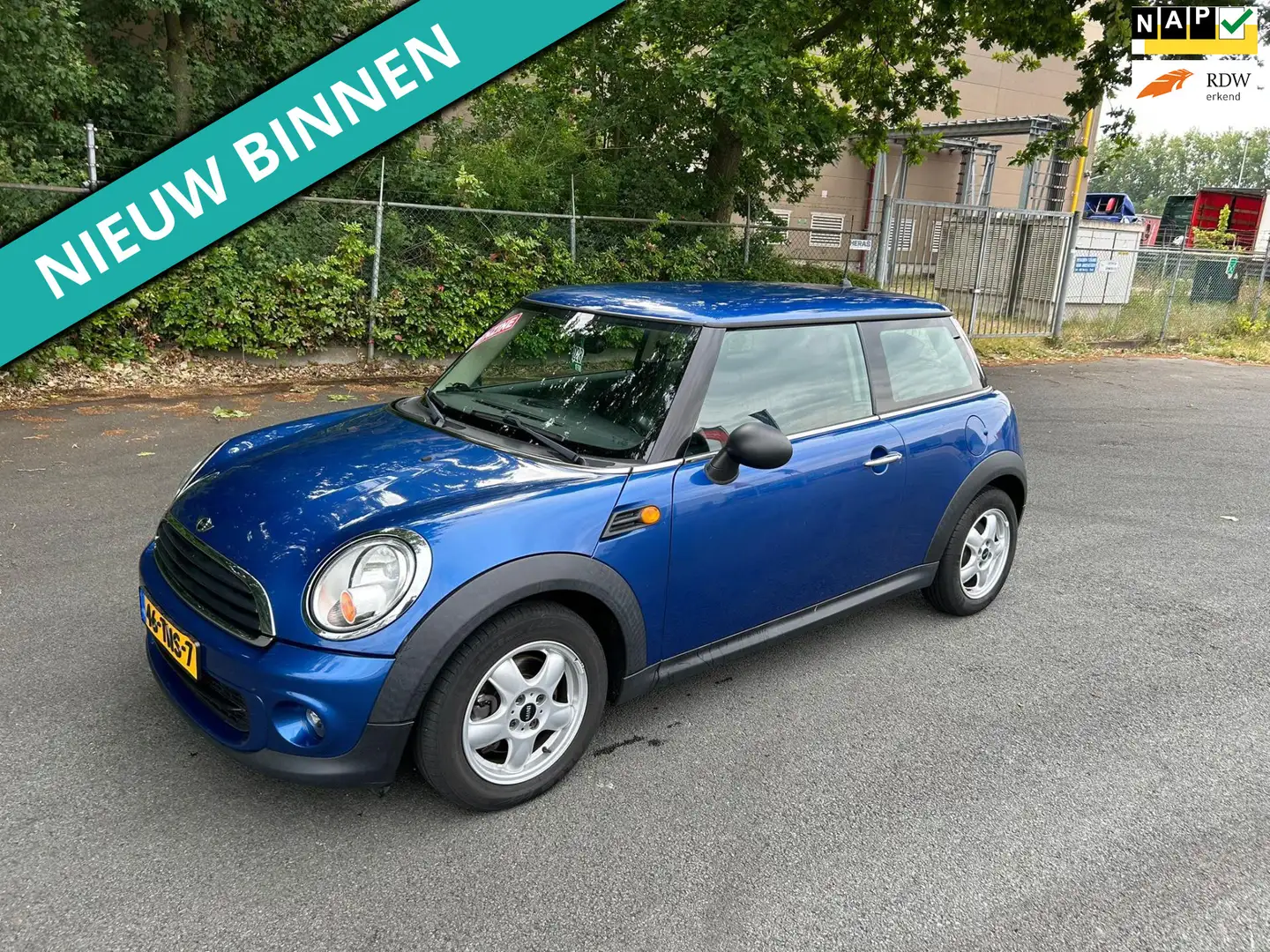 MINI One Mini 1.6 Business Line LEUKE AUTO RIJDT EN SCHAKEL Blauw - 1