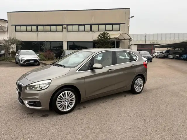 BMW 216 216d Active Tourer Luxury