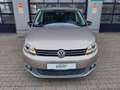 Volkswagen Touran 1.6 TDI DPF BMT DSG Style *Scheckheft**2te Hd.*TOP Beige - thumbnail 2