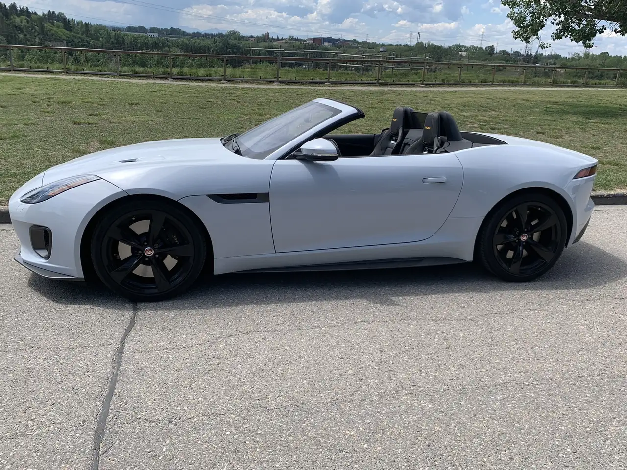 Jaguar F-Type снимка Jaguar F-Type