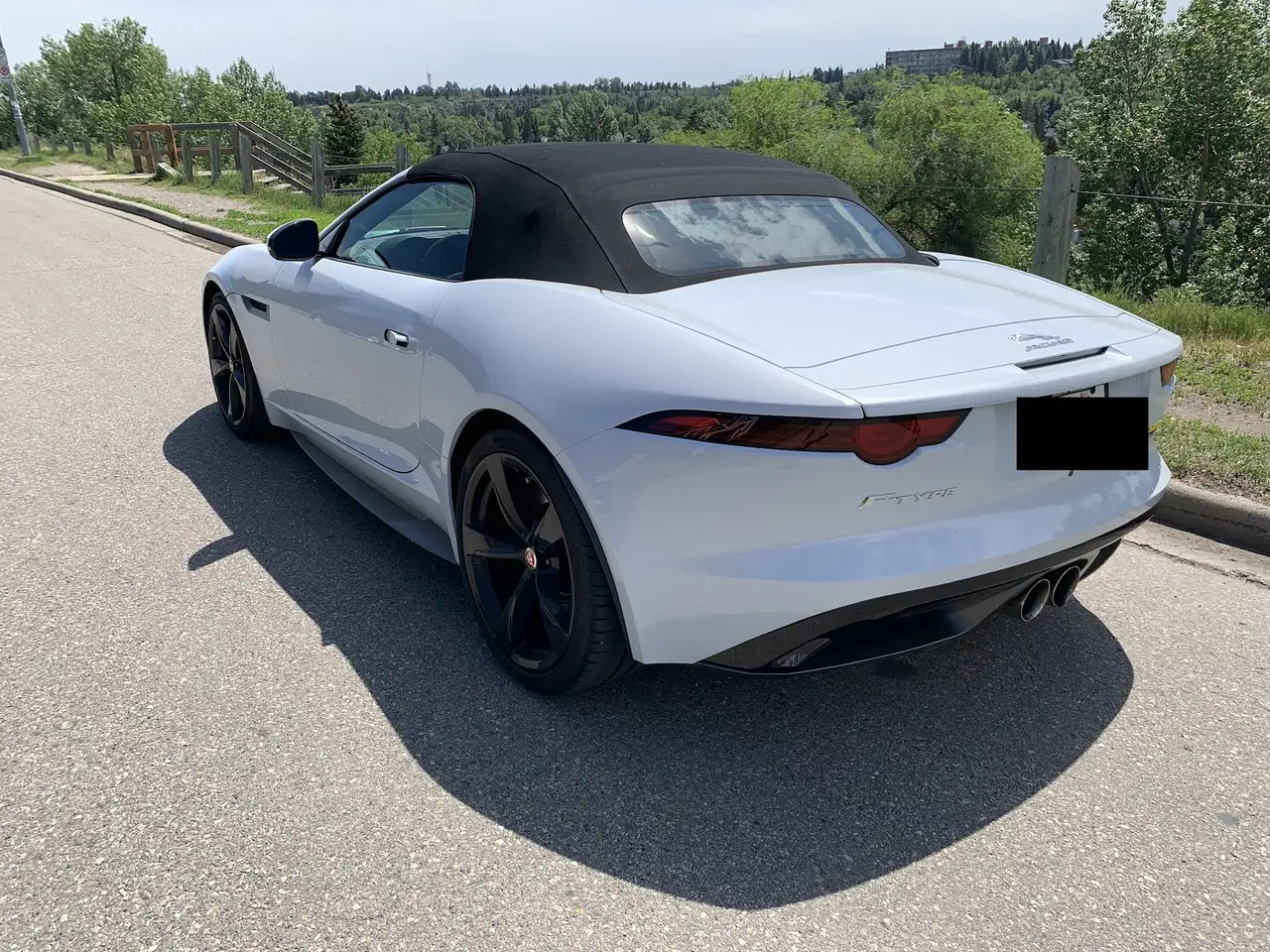 Jaguar F-Type снимка Jaguar F-Type