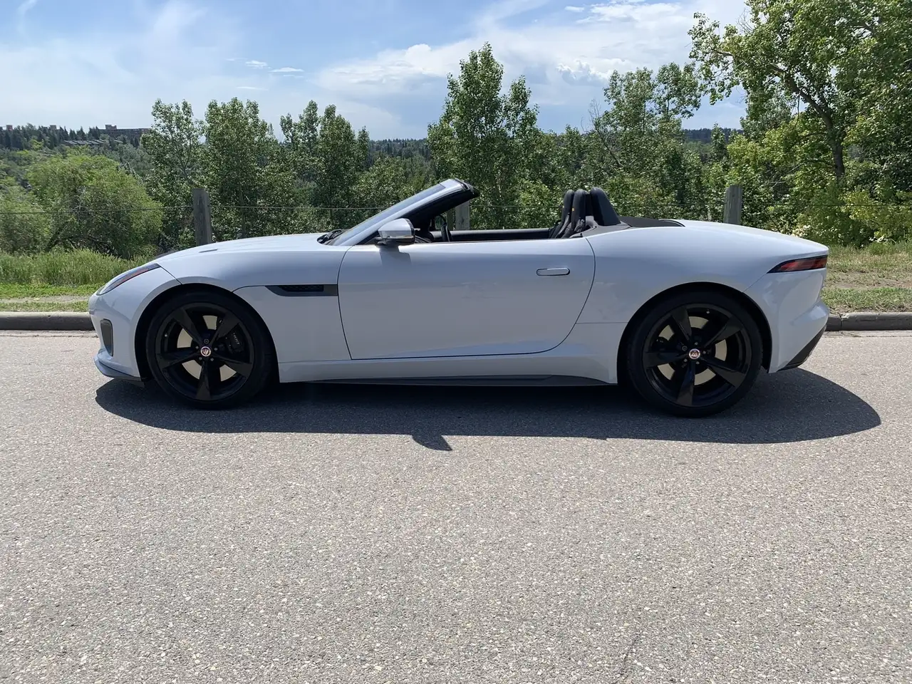 Jaguar F-Type снимка Jaguar F-Type