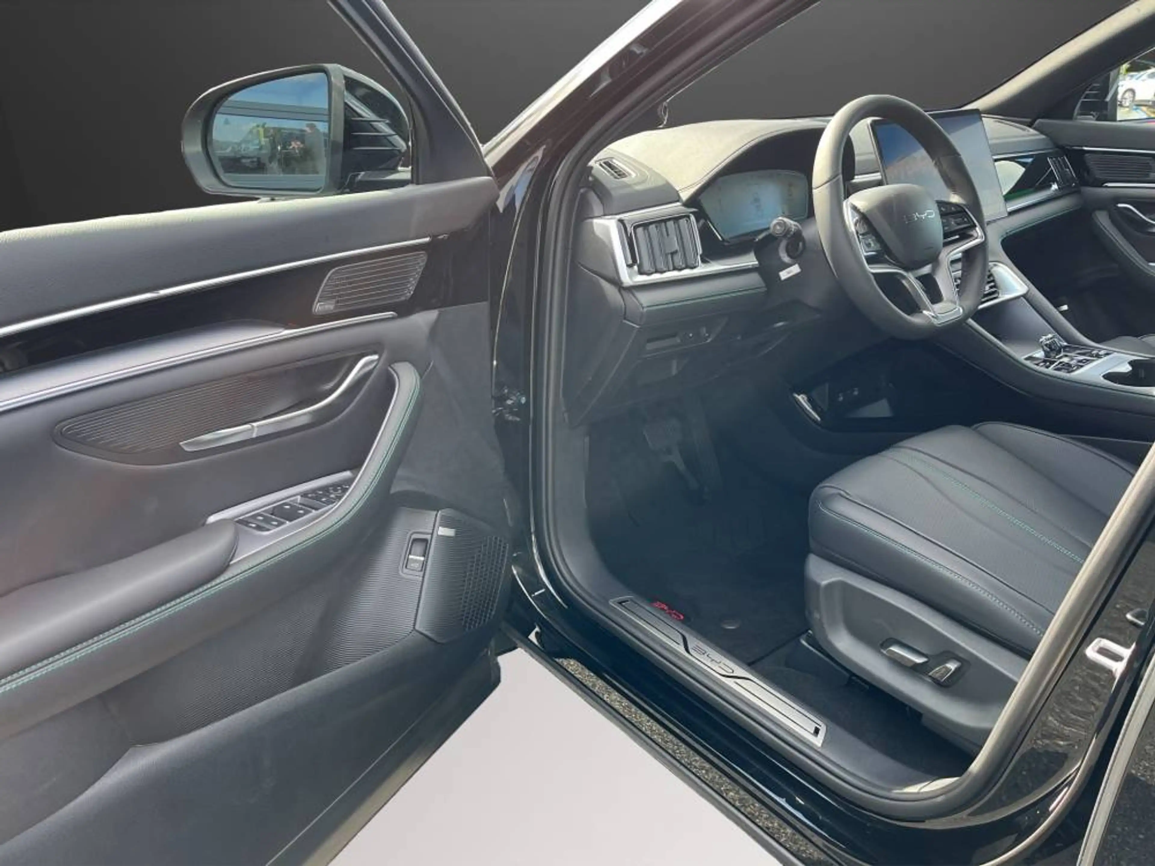 BYD Seal U SEAL U DM-i Design — photo 7
