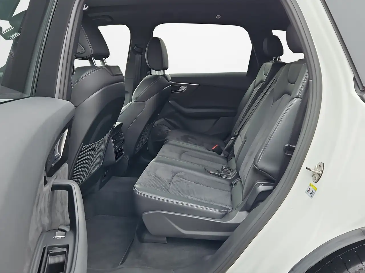 Audi Q7 50 TDI tiptronic quattro S line NaviPlus Matrix... 12