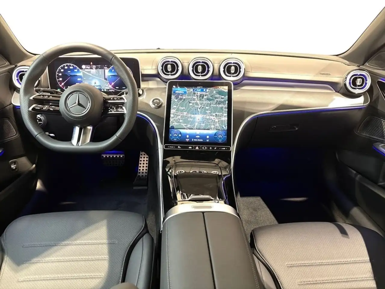Mercedes-Benz C-Class 2026 — фото 13