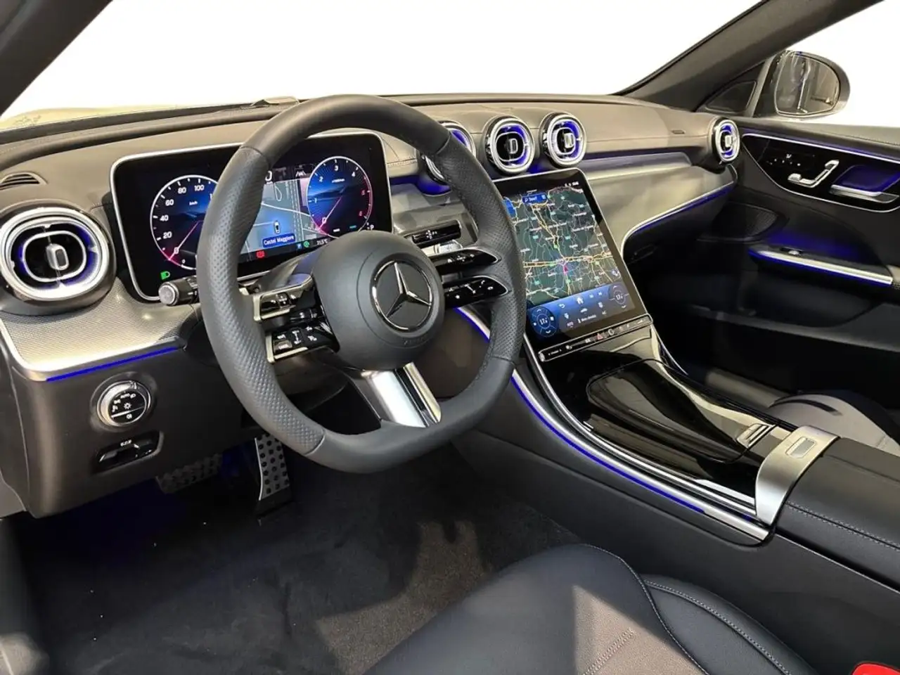 Mercedes-Benz C-Class 2026 — фото 11
