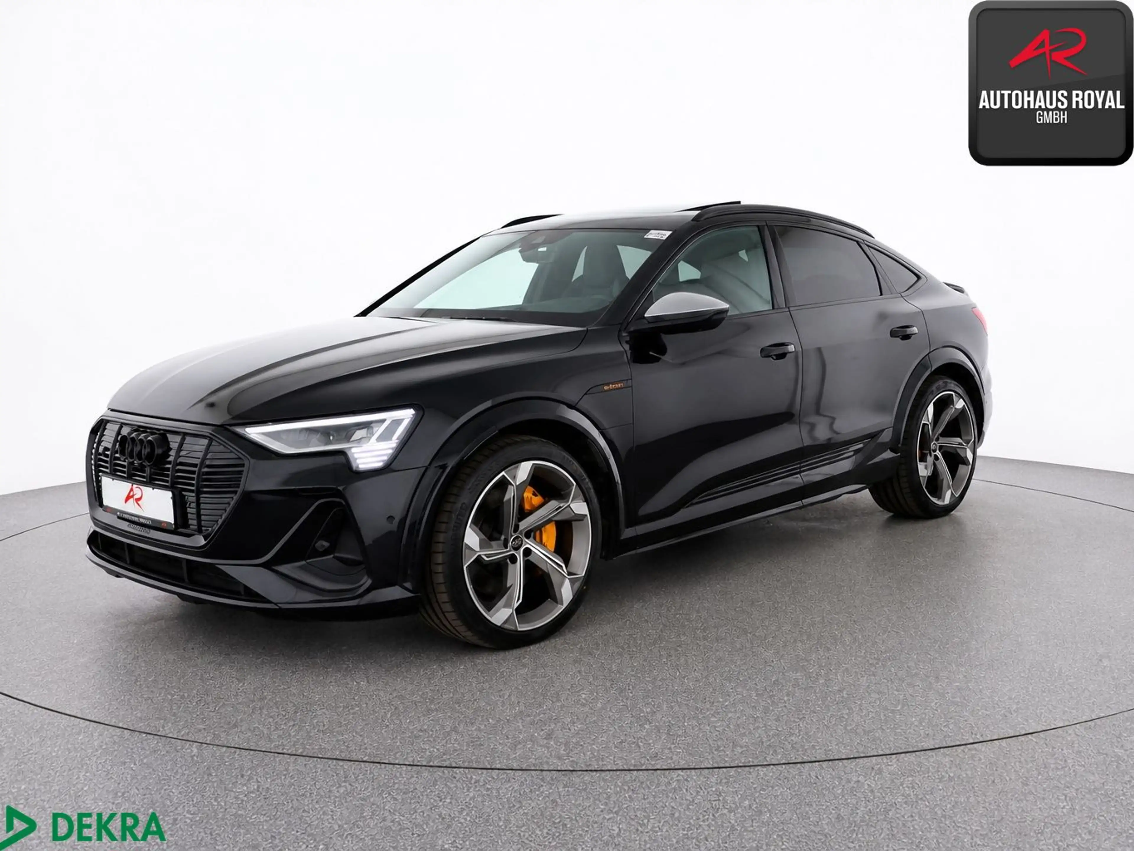 Audi e-tron S qu NACHTSICHT,S-SITZE,B+O,LUFT,360°,HUD