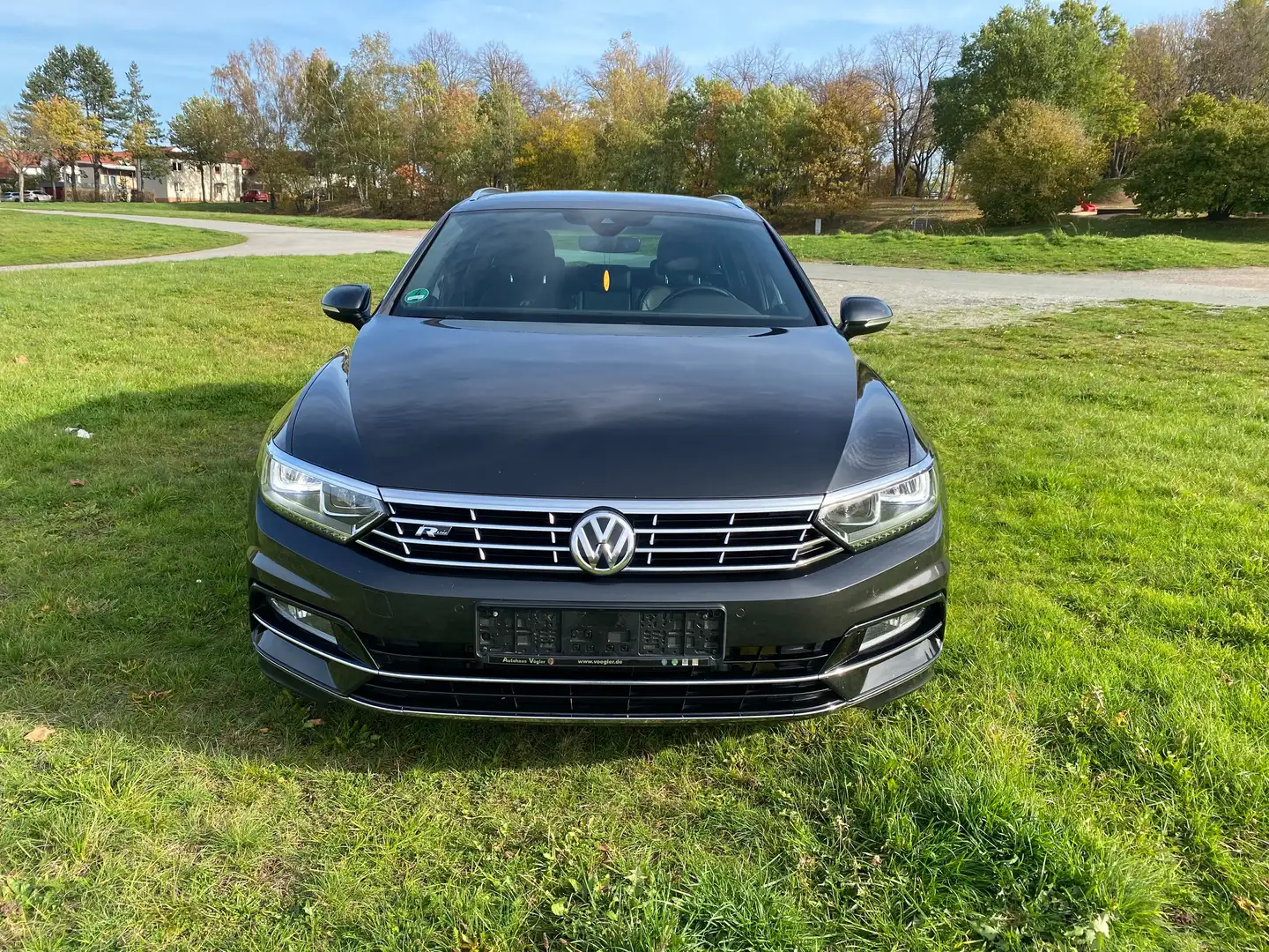 Volkswagen Passat Variant R-Line Comfortline BMT/Start-Stopp.Xenon.Leder Gris - 2