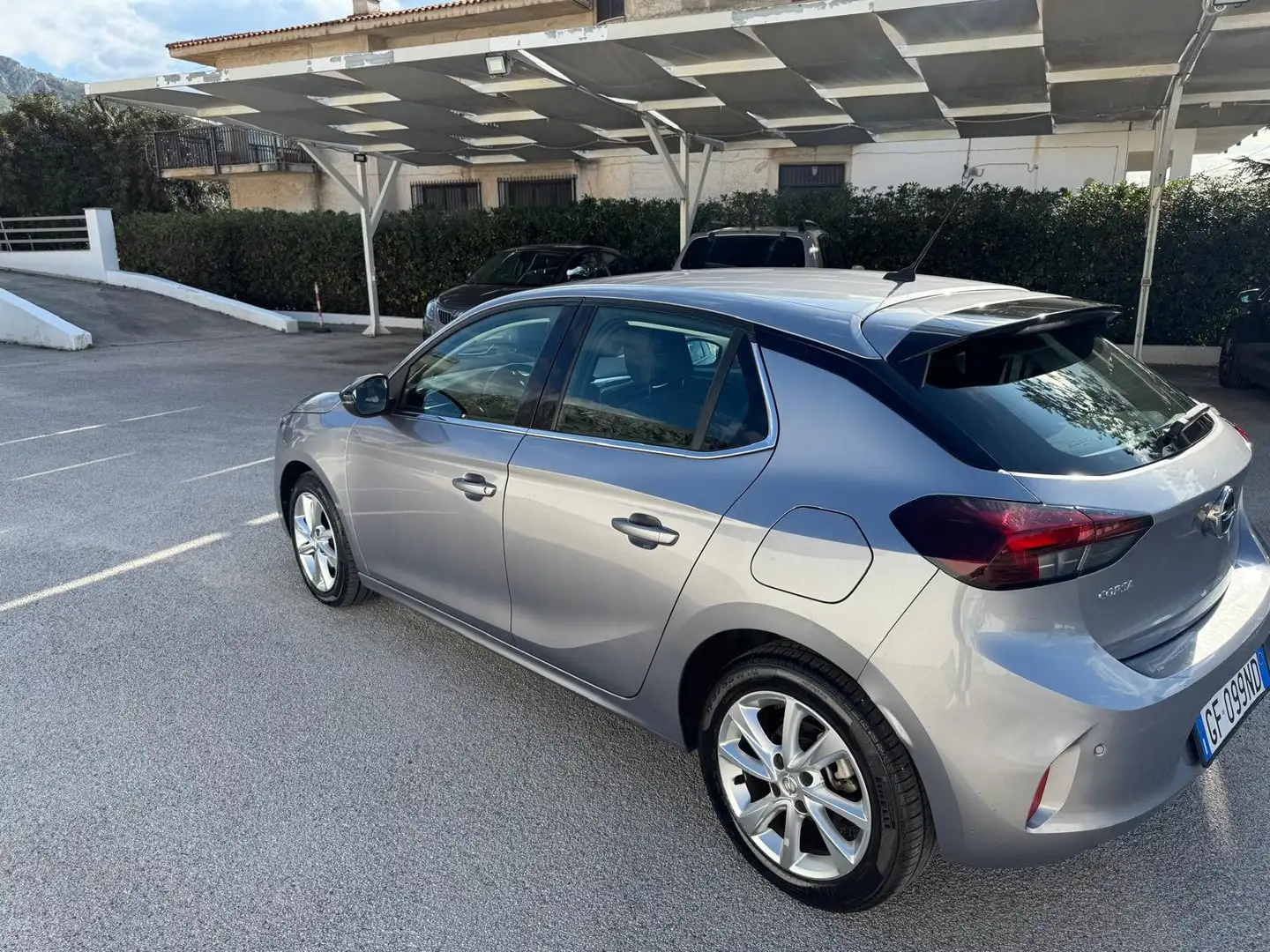 Opel Corsa 2021 1.2 Elegance Gs Line Argento - 2