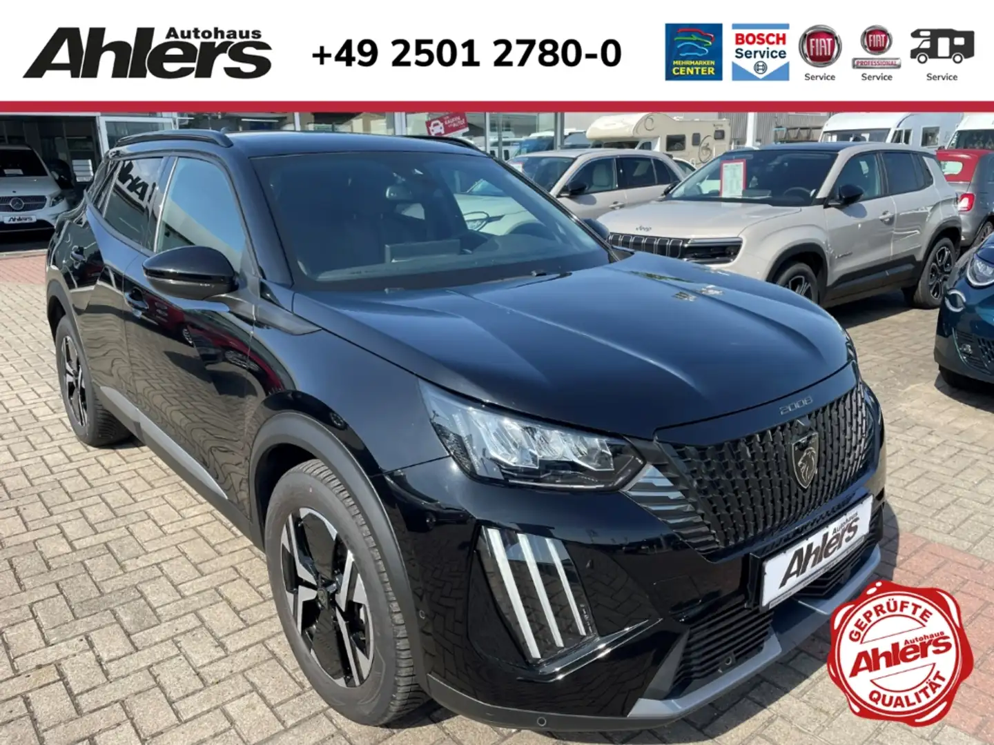Peugeot 2008 Allure+NAVI+2xKAMERA+ALLWETTER+ACC+TOTWINKEL+ Zwart - 1