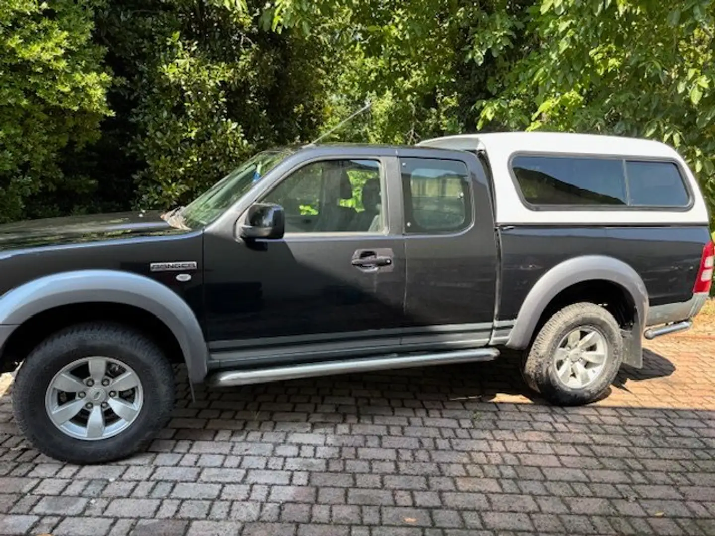 Ford Ranger Ranger 2.5 tdci double cab XLT Nero - 2