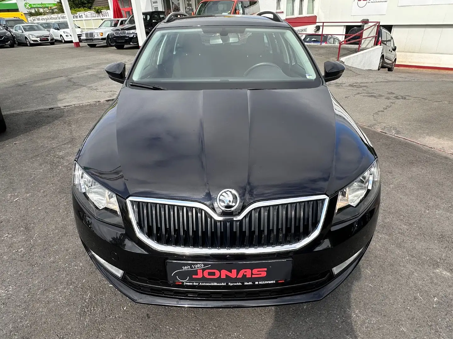 Skoda Octavia Combi Elegance *Automatik*PDC h*SHZ*AHK* Schwarz - 1
