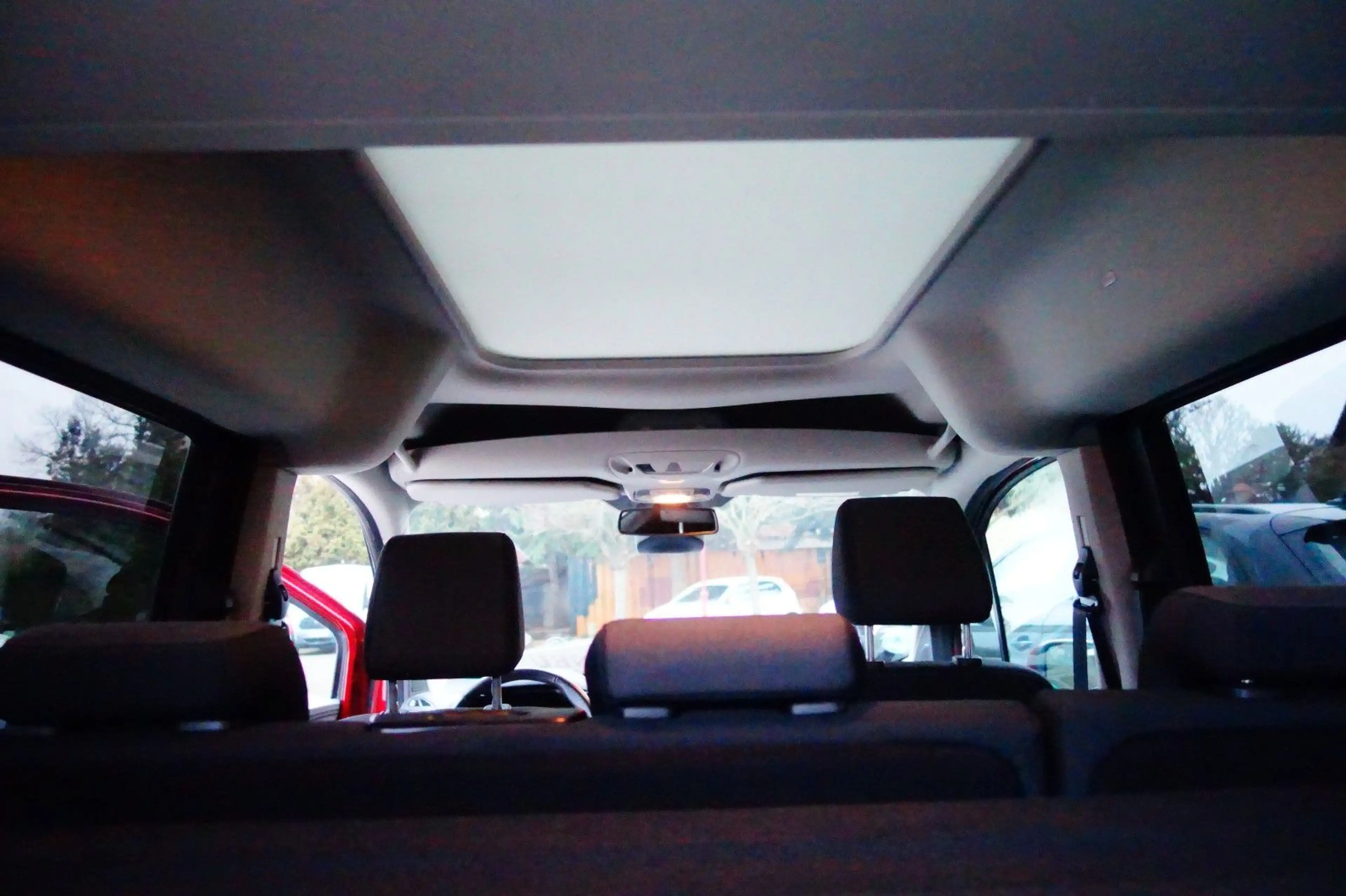 Ford Tourneo Connect Titanium S/S Navi,Pano,AHK — photo 10
