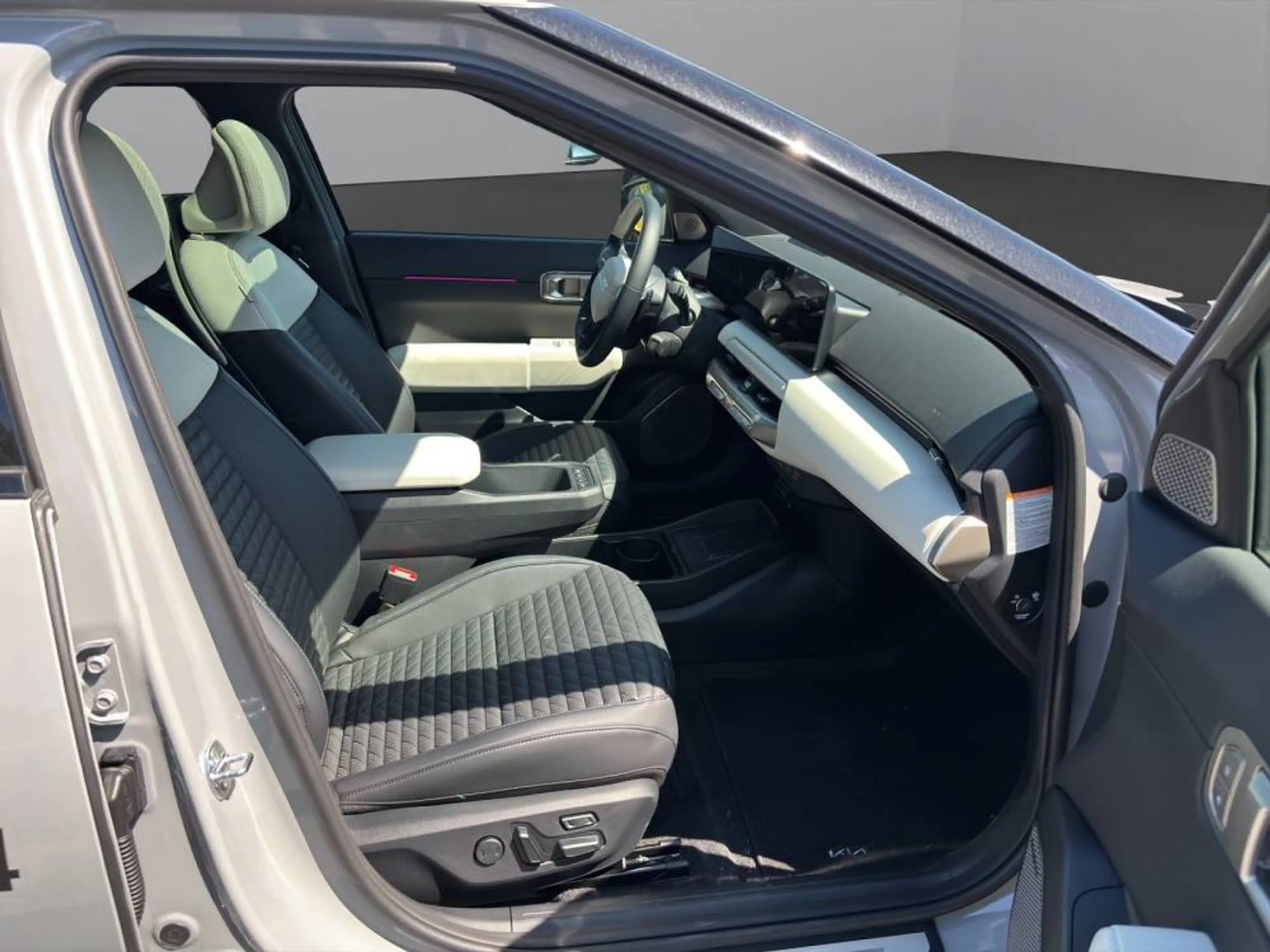 Kia EV4 81.4 FWD GTL|LEDER|360°KAMERA|MEMORY|GLASDACH19ZOL — photo 9