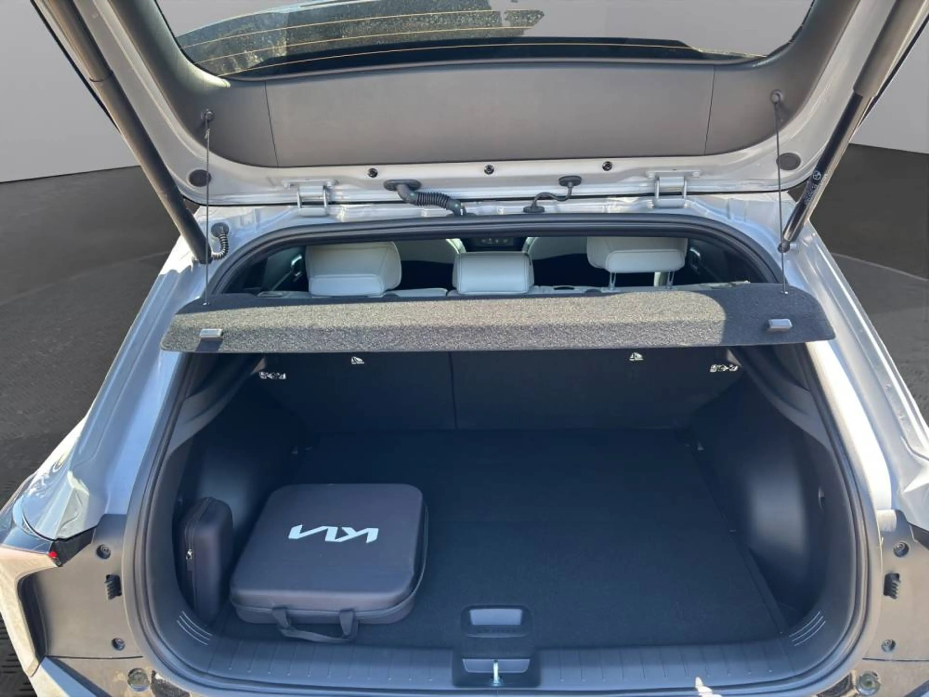 Kia EV4 81.4 FWD GTL|LEDER|360°KAMERA|MEMORY|GLASDACH19ZOL — photo 7