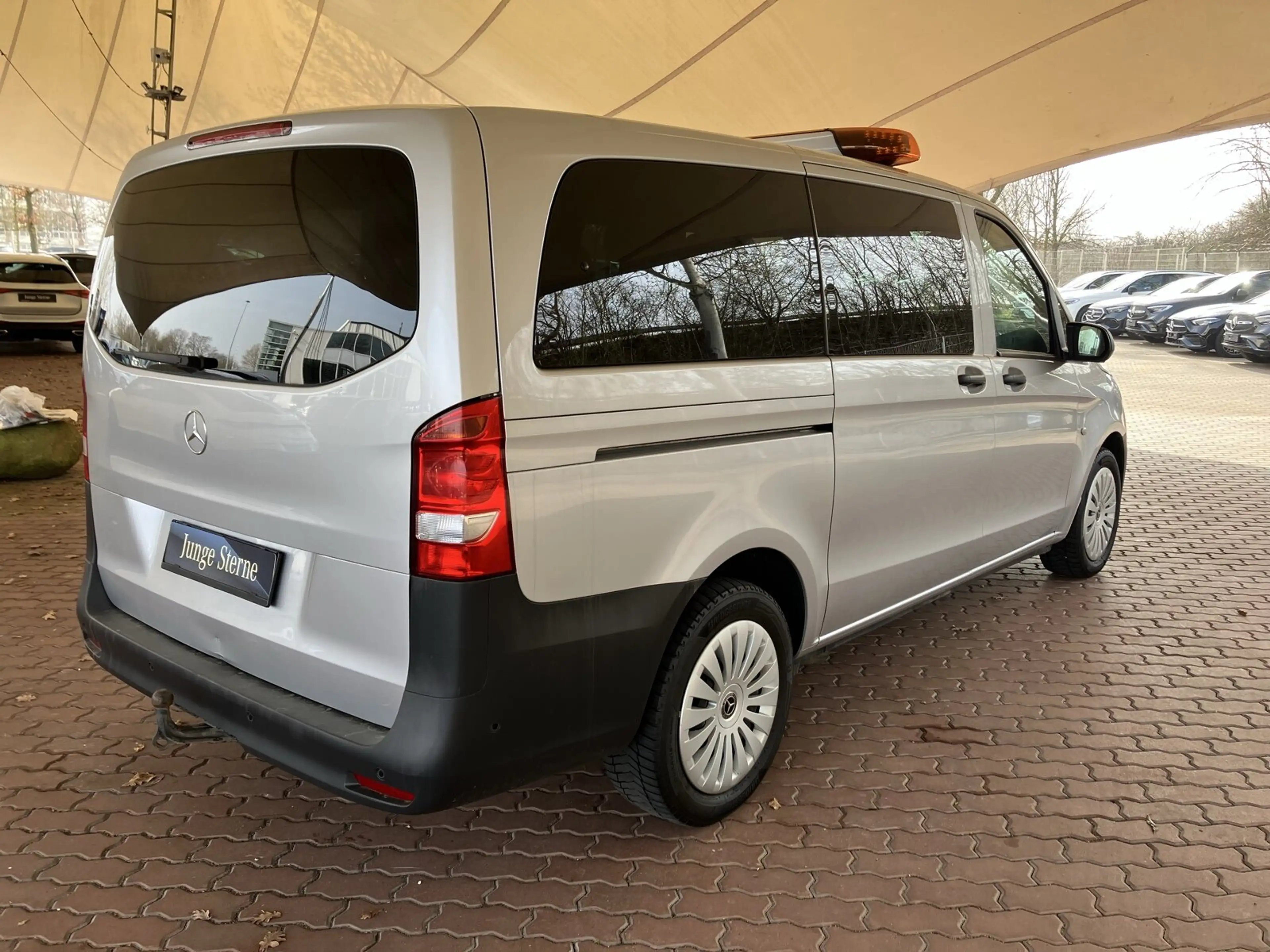 Mercedes-Benz Vito Mercedes Benz Vito 114 Tourer PRO L Automatik Navi Klima AHK — photo 4