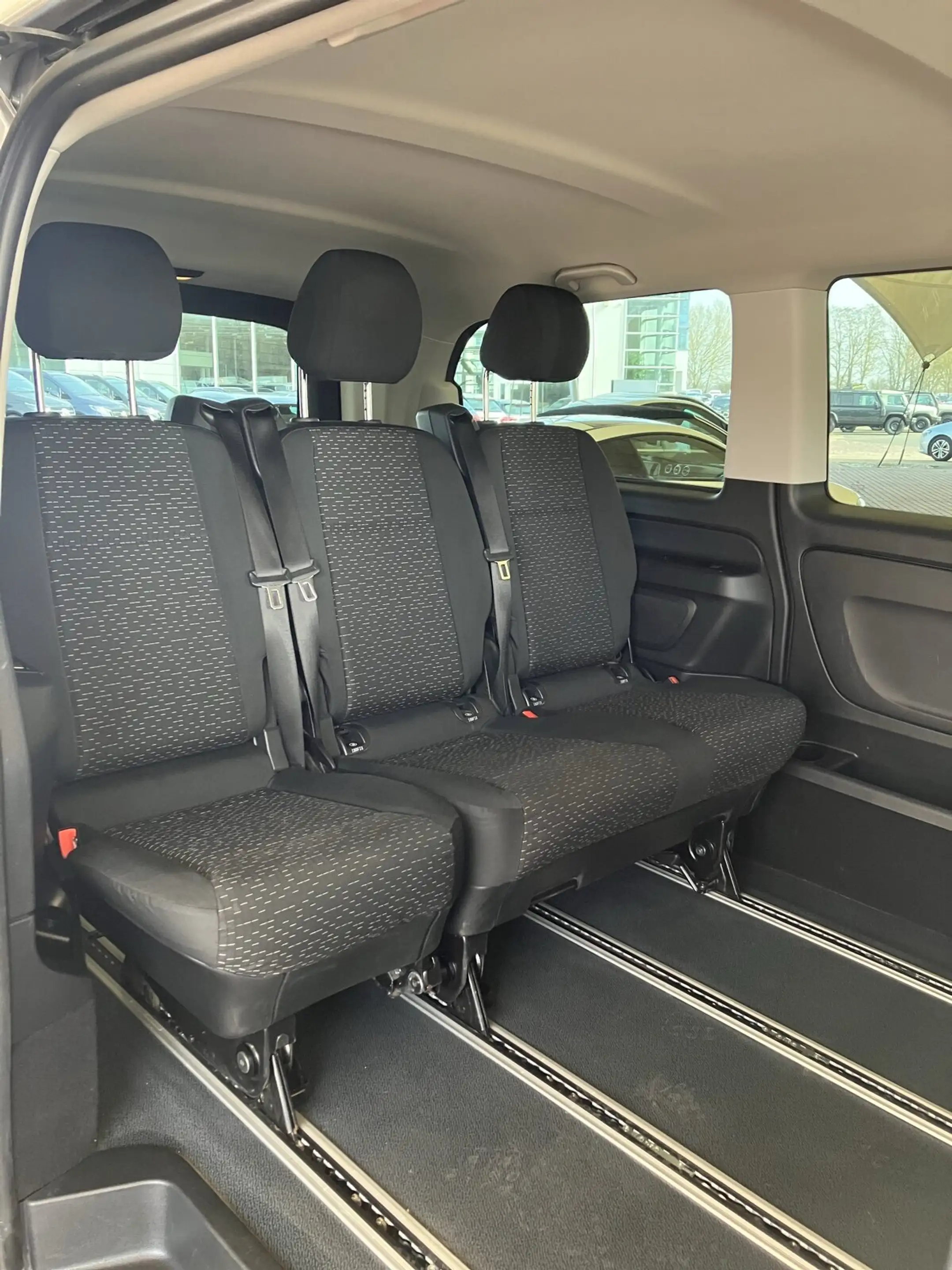 Mercedes-Benz Vito Mercedes Benz Vito 114 Tourer PRO L Automatik Navi Klima AHK — photo 17