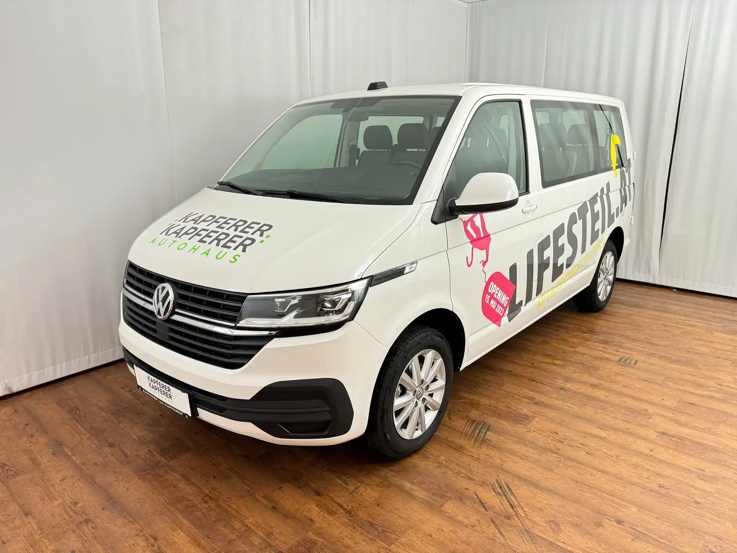 Volkswagen T6.1 Transporter Kombi TDI Weiß - 1