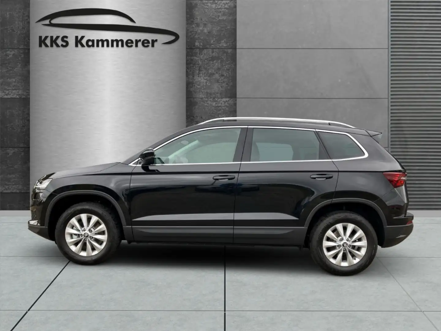 Skoda Karoq Selection 1.5 TSI AHK Navi 5j Gar. RFK LED Sperrdi Schwarz - 2