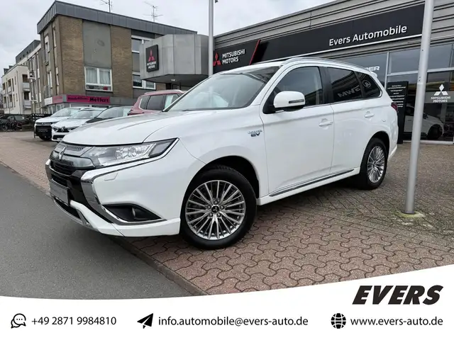 Mitsubishi Outlander PHEV Basis *DAB *Kamera *BT *Klima