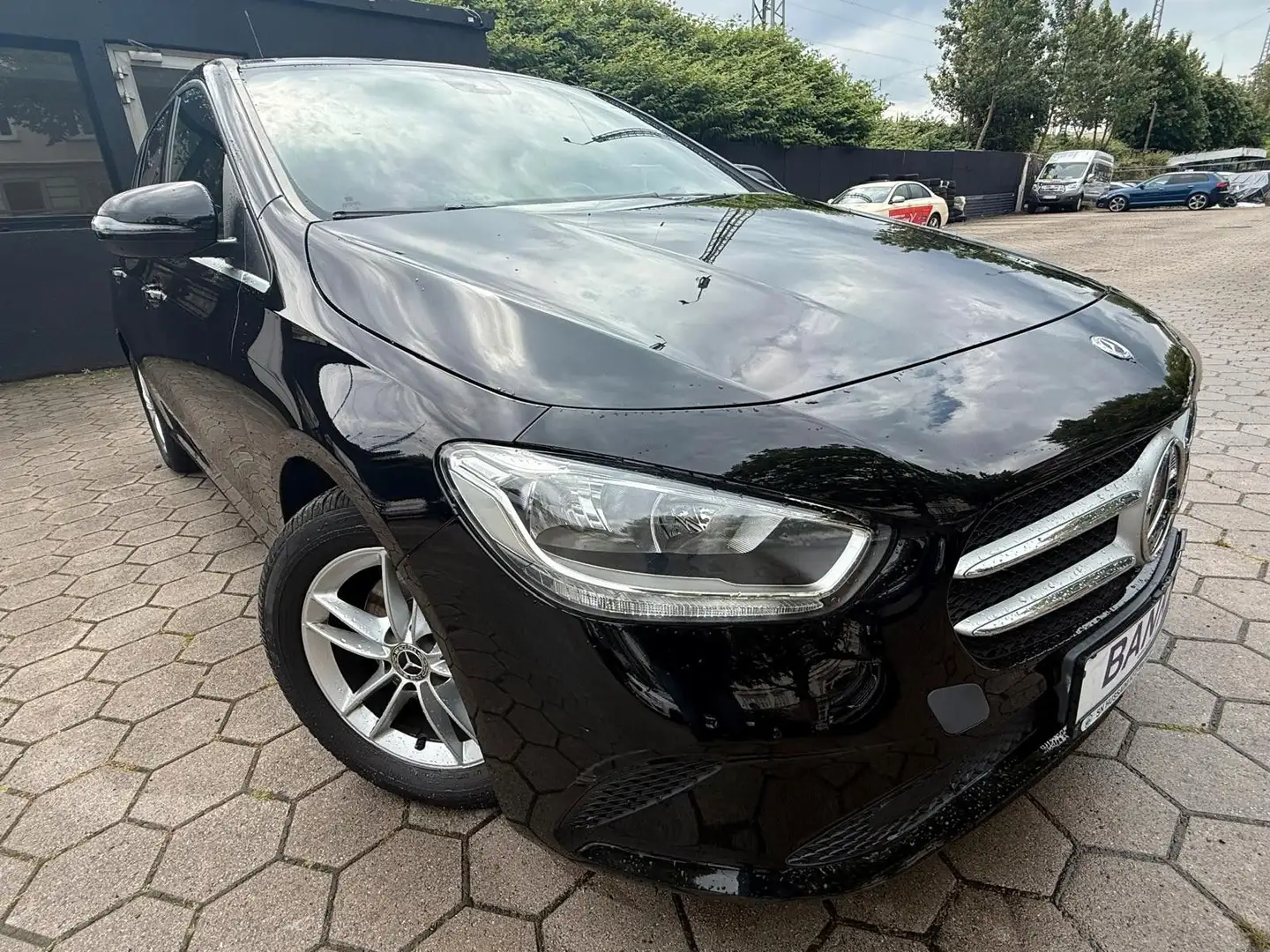 Mercedes-Benz B 180 B -Klasse 180, Automatik, Leder Schwarz - 1