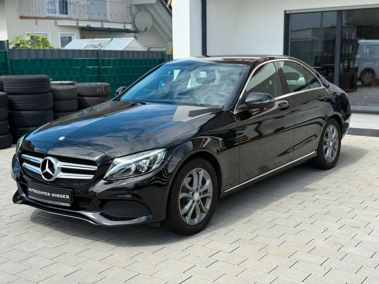 Mercedes-Benz C 180 C Klasse Lim. C 180*AVANTGARDE*TOP-ZUSTAND Schwarz - 1