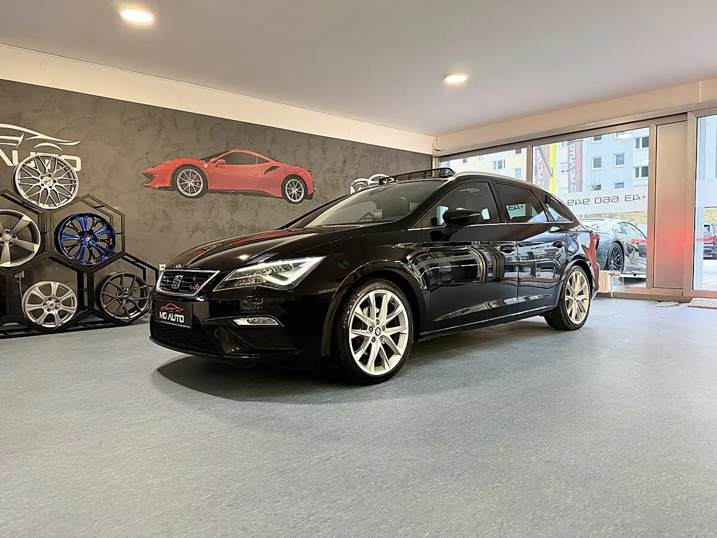 SEAT Leon 2.0 TDI ALLRAD *FR-LINE*PANO*AHK*FACELIFT*GARANTIE Schwarz - 1