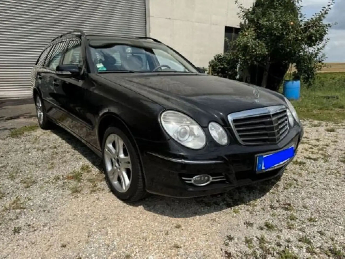 Mercedes-Benz E 500 4MATIC T AVANTGARDE - Garagenfund Negro - 1